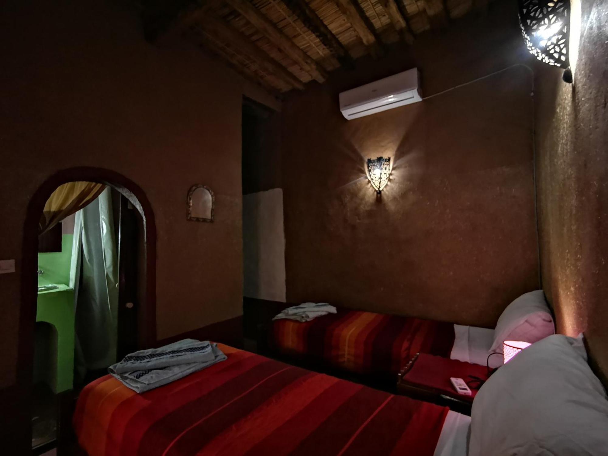 Riad Dar Zaouia Загора Екстериор снимка